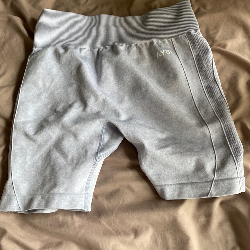 Aybl lifting shorts size medium